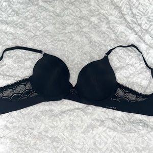size 36b, black tahari bra